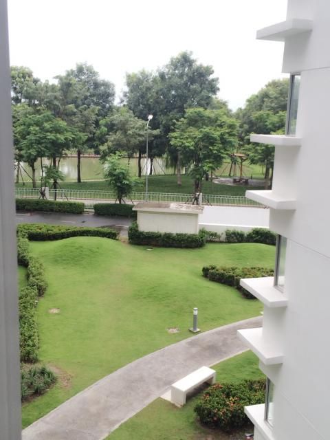 Bán gấp chung cư cao cấp Celadon City, kế bên siêu thị Nhật Aeon Mall. View hồ, phon - 35