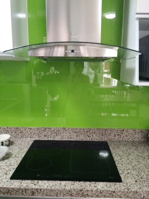 Bán gấp chung cư cao cấp Celadon City, kế bên siêu thị Nhật Aeon Mall. View hồ, phon - 30