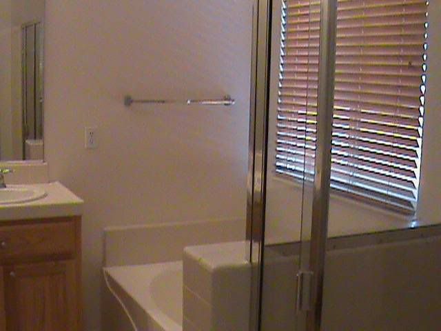 1035 Nicolaus Drive - Master Bathroom