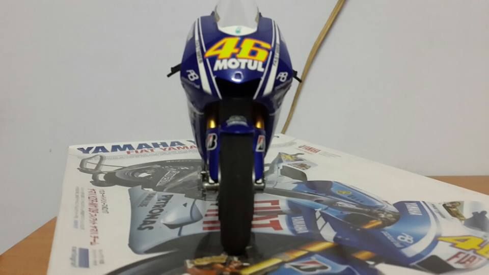 Cần bán moto kit tamiya bao đẹp